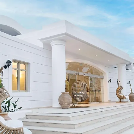 Resort Grecotel Casa Paradiso