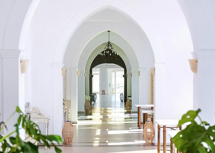 Resort Grecotel Casa Paradiso