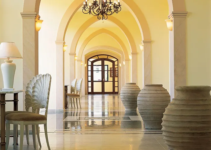 Grecotel Casa Paradiso 4*