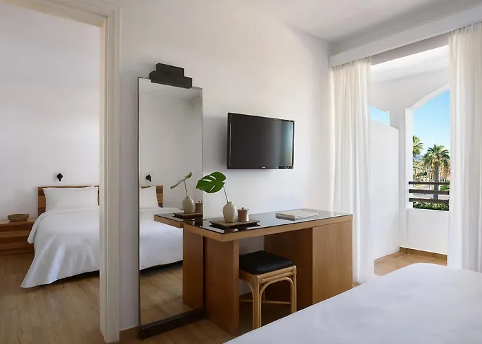 Grecotel Casa Paradiso 4*