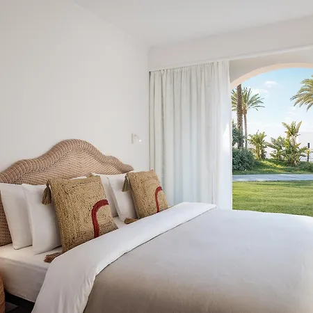منتجع Grecotel Casa Paradiso