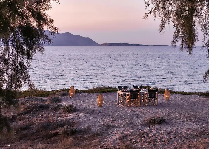 منتجع Grecotel Casa Paradiso 4*