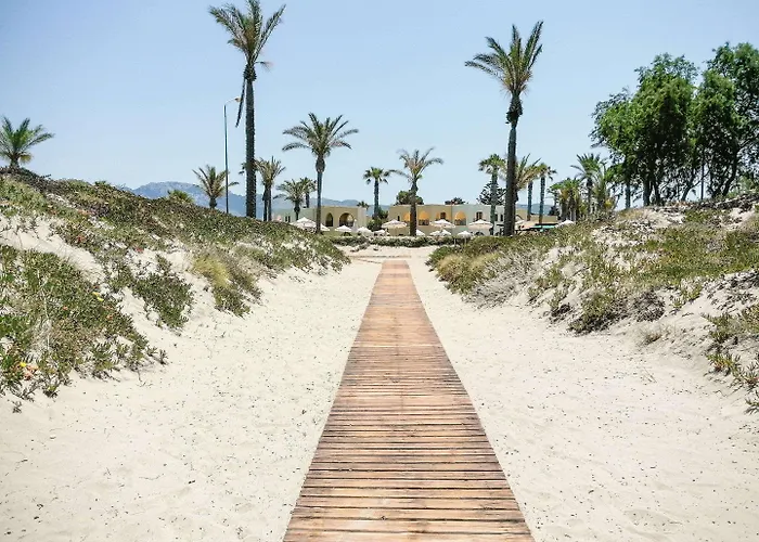 Grecotel Casa Paradiso منتجع 4*